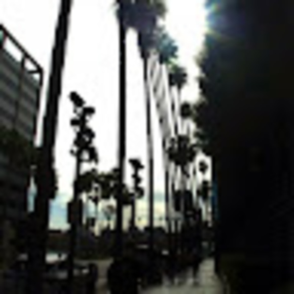 Meet your Posher, Val - Picture 1 of 1